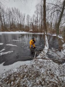 Read more about the article South Haven Firefighter braves icy Waters to save Chihuahua