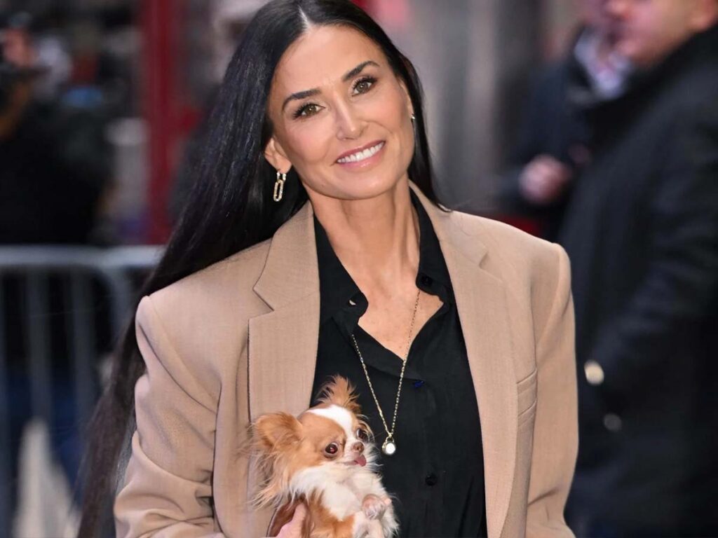 Demi Moore and her Chihuahua Pilaf, enjoying another premiere together